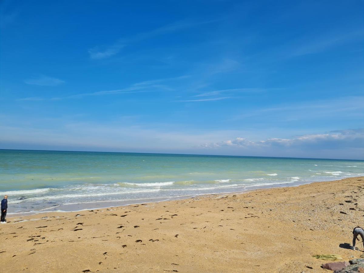 Les Pieds Dans L'Eau - Acces Direct A La Plage Bernières-sur-Mer Eksteriør bilde